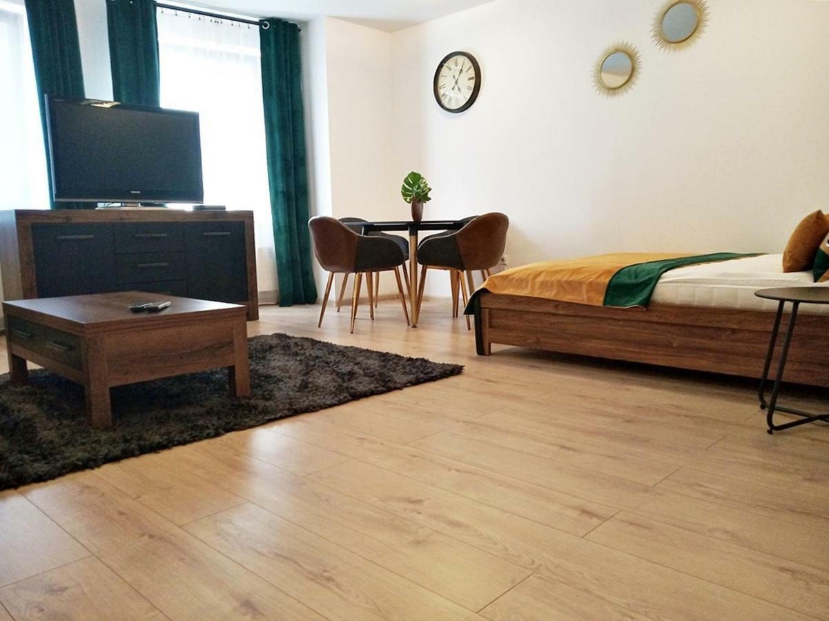 Downtown Studio Apartment Zielona Gora  Luaran gambar